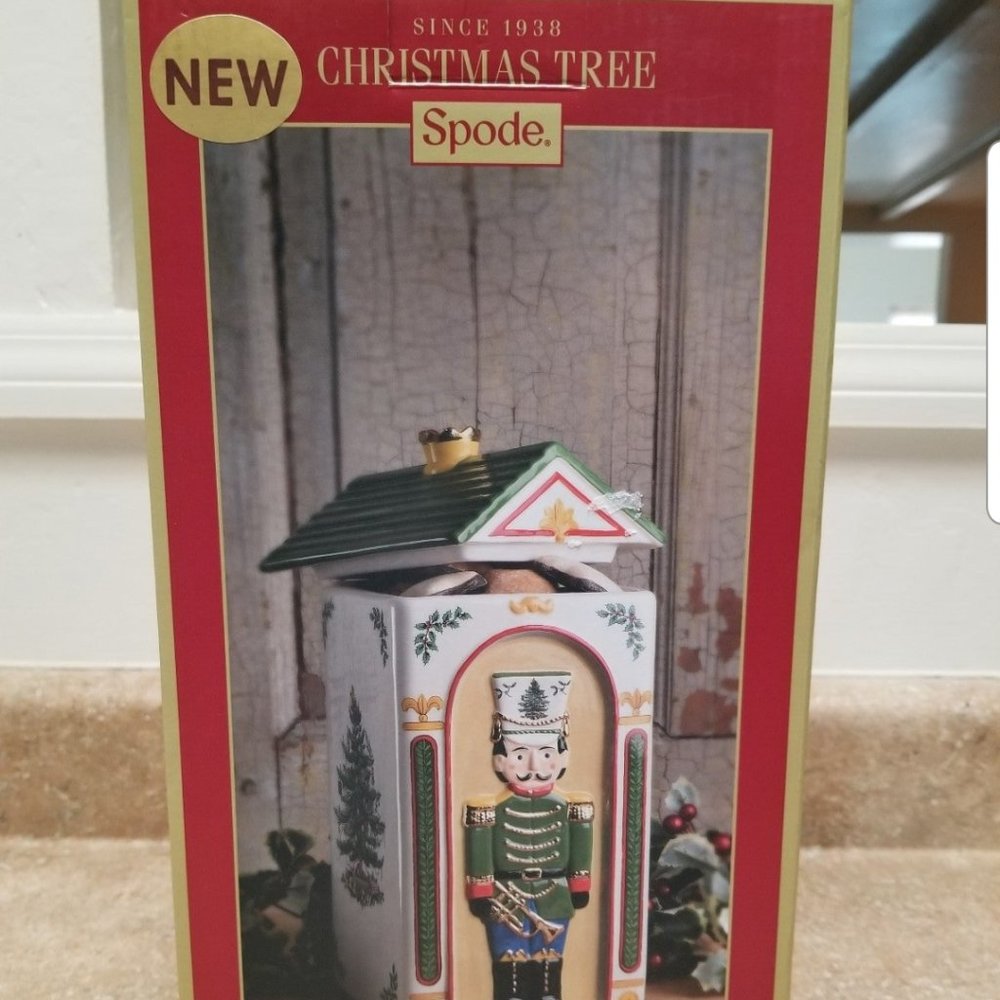 Spode Christmas Cookie Jar Nutcracker